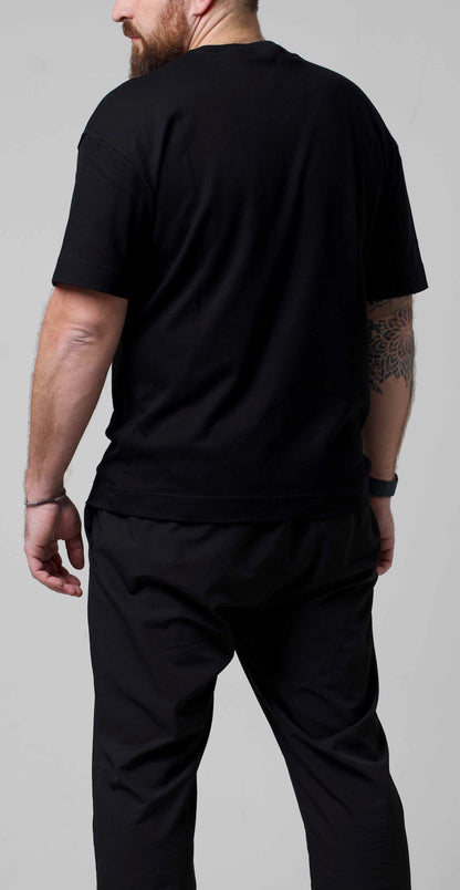 BLACK OVERSIZED T-SHIRT