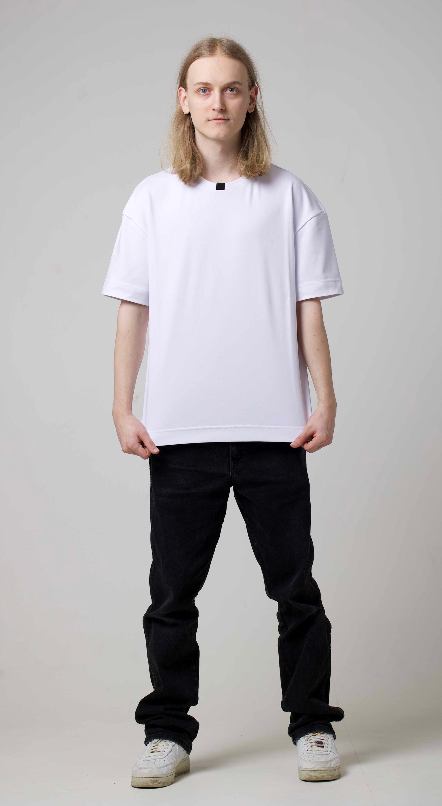 CORE White OVERSIZED T-SHIRT